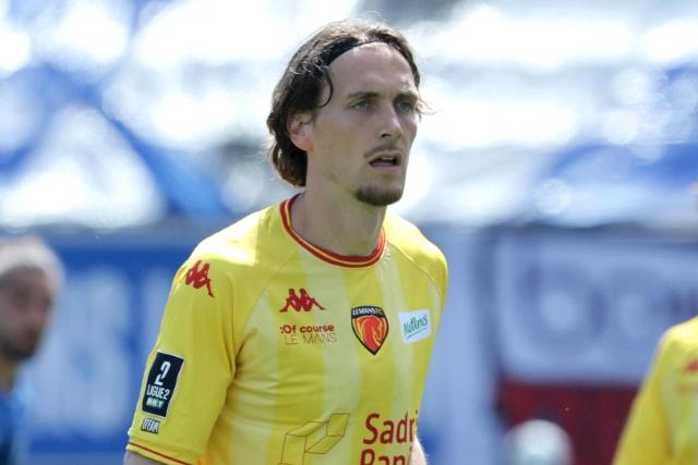 Milan Robin reforça o Estoril, após desvincular-se do Le Mans - foto: IMAGO