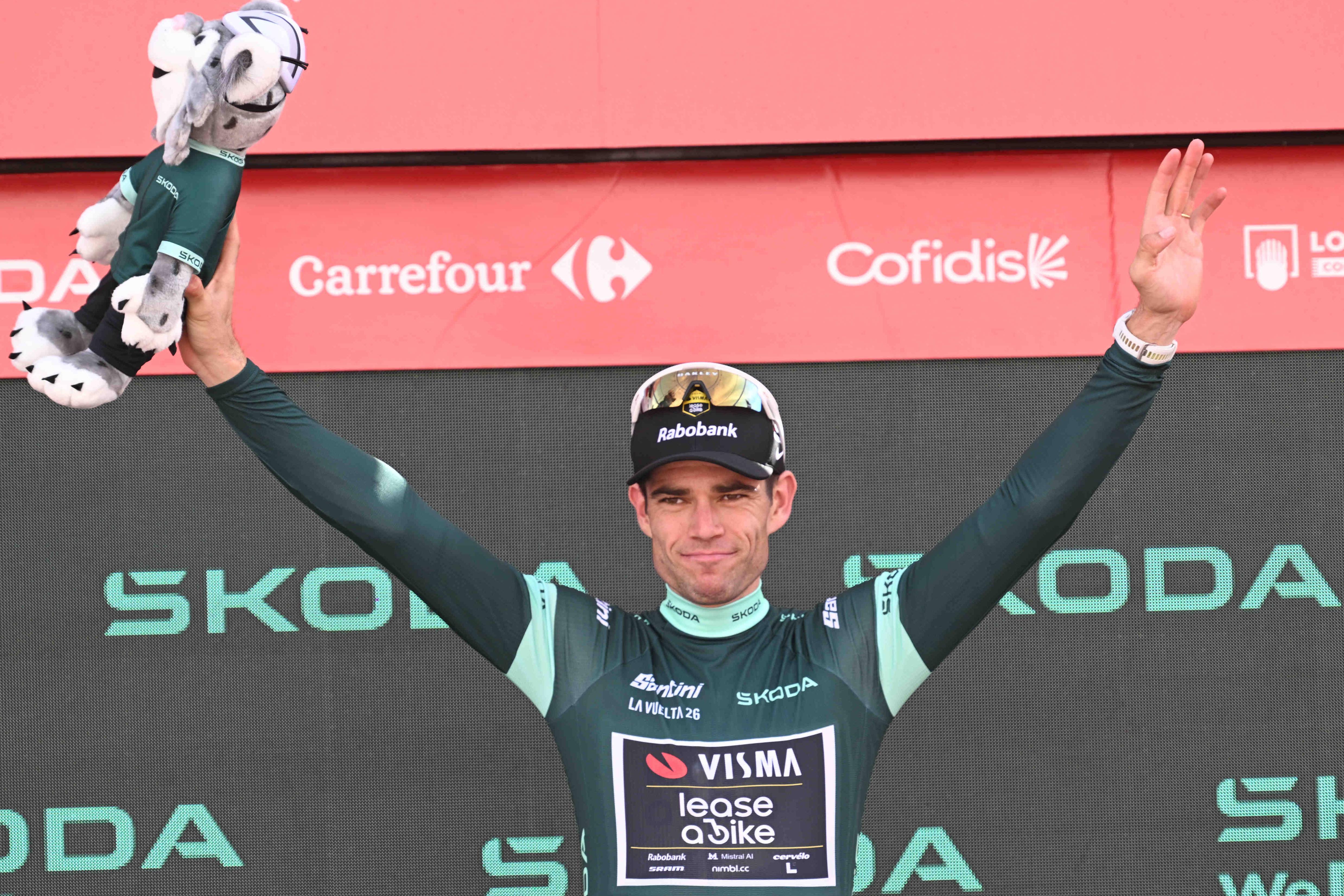 Wout van Aert voltou a subir ao pódio numa Volta a Espanha e mantém a camisola verde dos pontos      Fotografia Imago