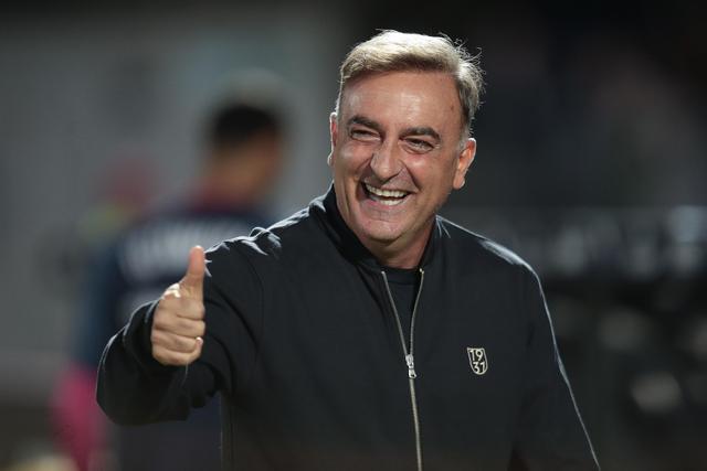 Carlos Carvalhal diz que o Famalicão está pronto para defrontar o Estrela da Amadora — Foto: Manuel Fernando Araújo/LUSA