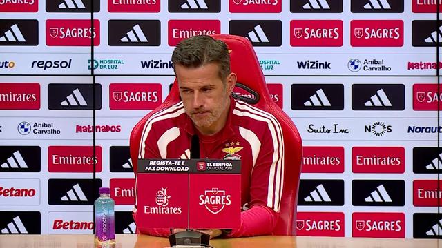 Marco Silva aborda os «bons problemas» do Benfica