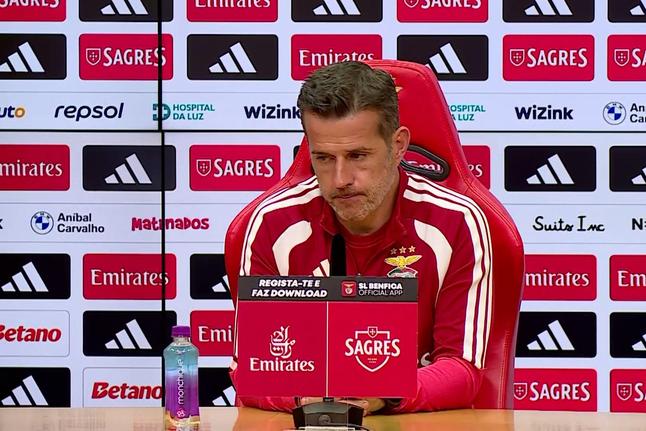 Marco Silva aborda os «bons problemas» do Benfica