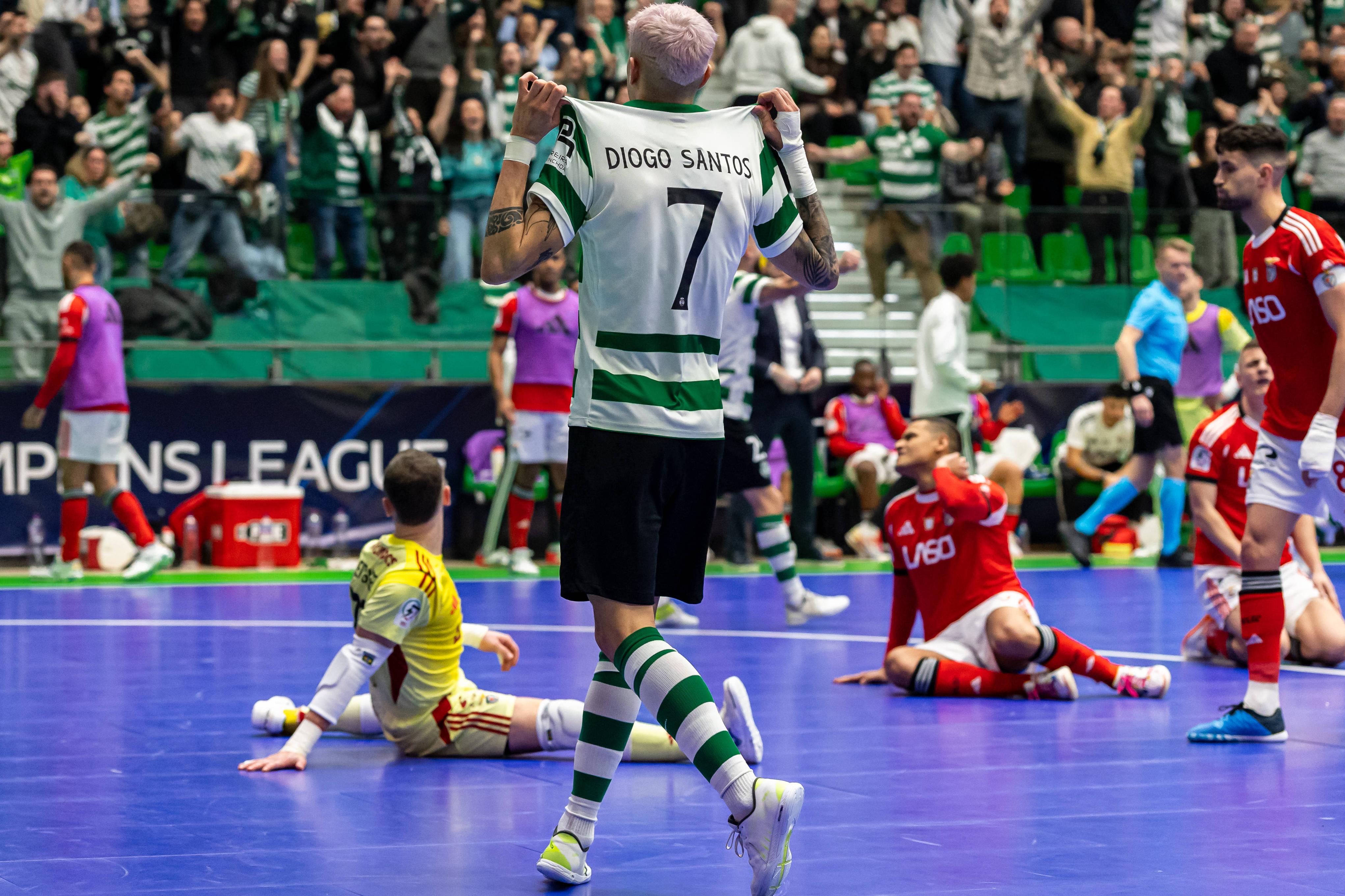 Benfica e Sporting defrontam-se na decisão da Supertaça de futsal - Foto: Imago