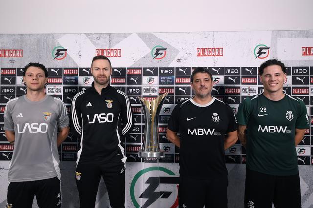 Afonso Jesus, Cassiano Klein, Nuno Dias e Alex Merlim alinhados antes da final - Foto: FPF