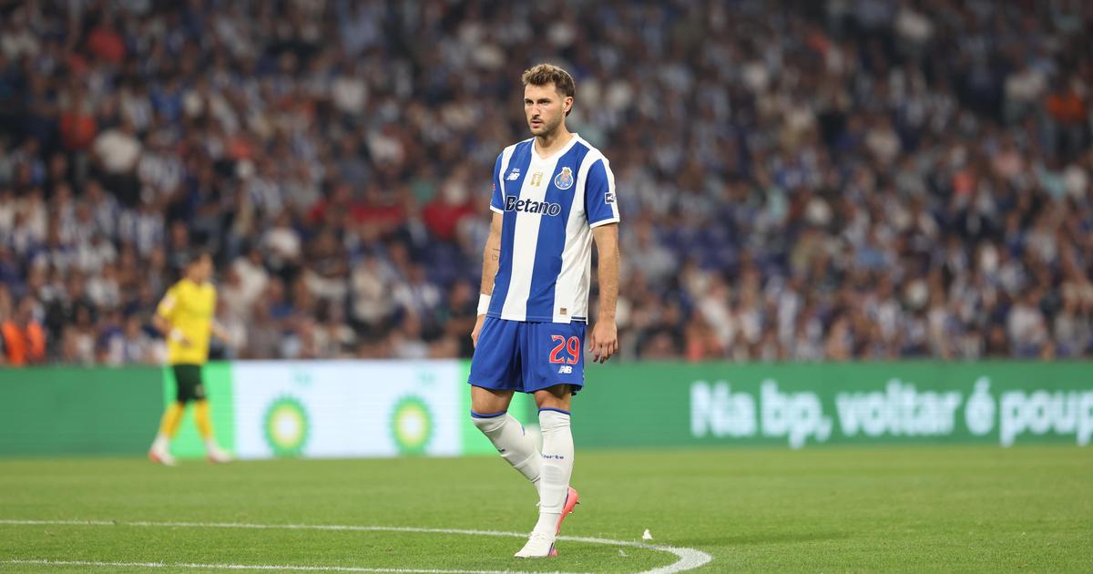 Gimenez, reforço do FC Porto, é poupado por sobrecarga muscular antes de amistosos da seleção mexicana