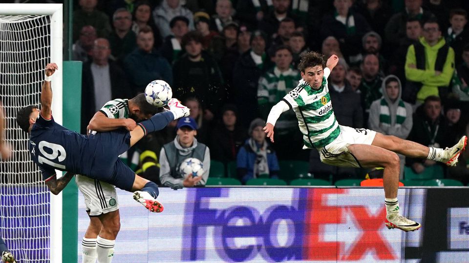 Lazio vence Celtic de inspiração asiática em Glasgow