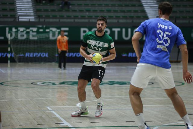 Andebol: Sporting vence Belenenses e isola-se na liderança