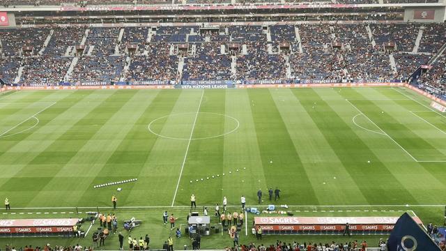 Diogo Costa homenageado no Dragão
