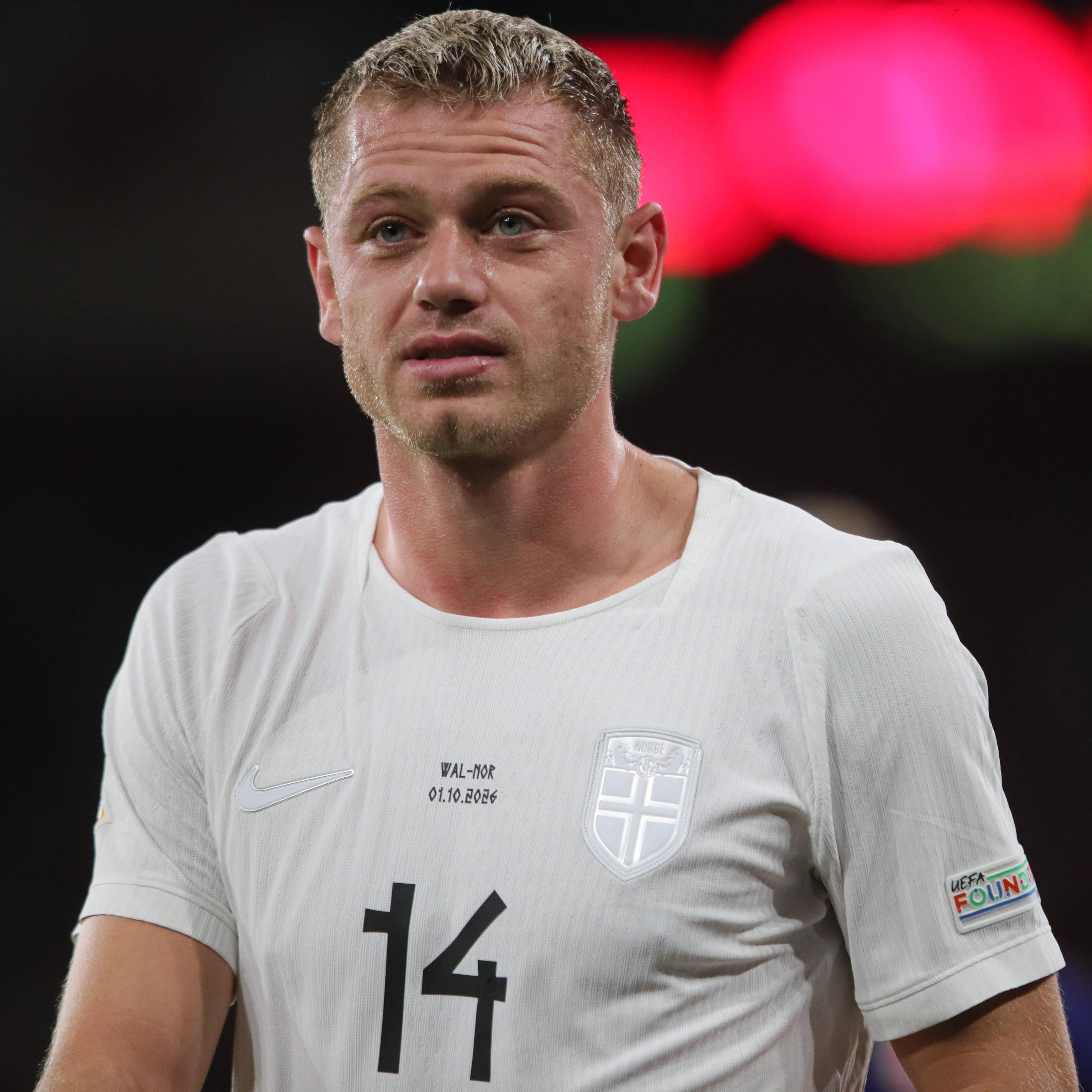 Julian Ryerson, B. Dortmund/Noruega - saiu com problemas físicos nos jogos com Portugal e País de Gales, sendo a extensão da lesão ainda desconhecida (Foto: IMAGO)