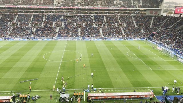 Jogadores de Portugal entram para aquecimento
