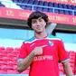 Bassco Soyer é um diamante em bruto do Gil Vicente e Luís Pinto está de olho no criativo peruano — Foto: Gil Vicente