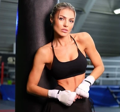 Tatjana Genrich, a miss Alemanha que quer vingar no mundo do boxe - foto: Instagram/@tatjanagenrich
