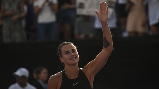 Sabalenka, Gauff e Swiatek juntam-se a Pegula nas meias-finais das WTA Finals