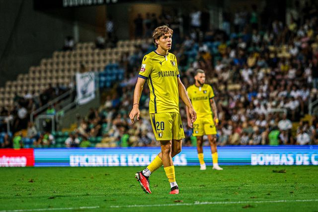 Famalicão: Gustavo Sá estreou-se a marcar