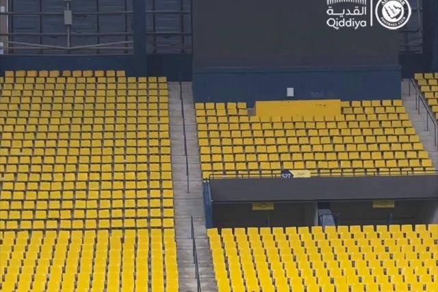 E esta 'técnica' de Cristiano para marcar livres? Aviso: é para rir