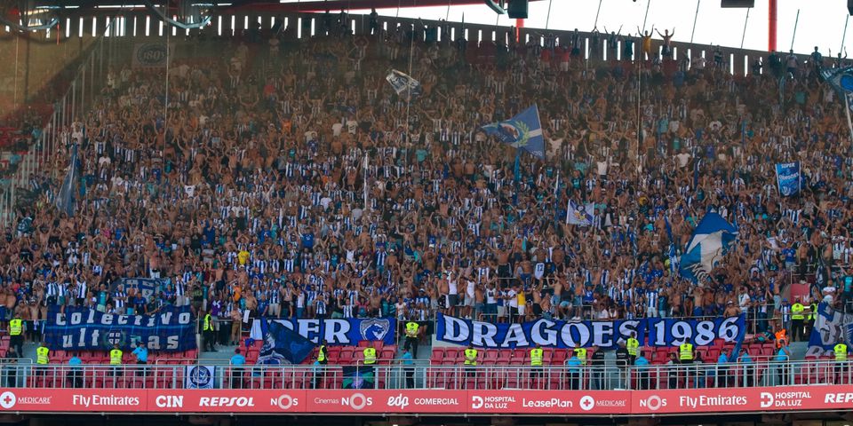 FC Porto coloca à venda bilhetes para clássico com o Benfica