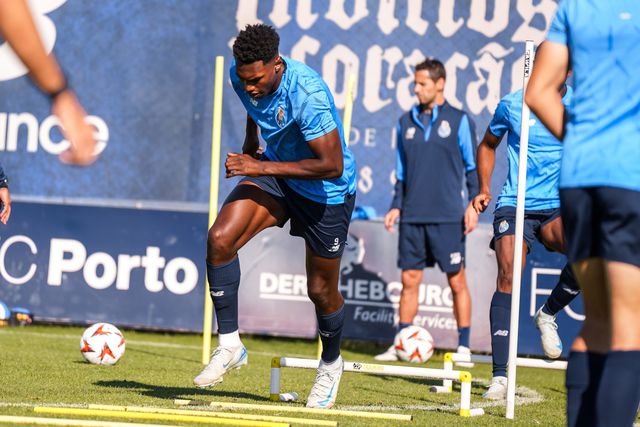 FC Porto prepara Lazio com dois nomes no boletim clínico
