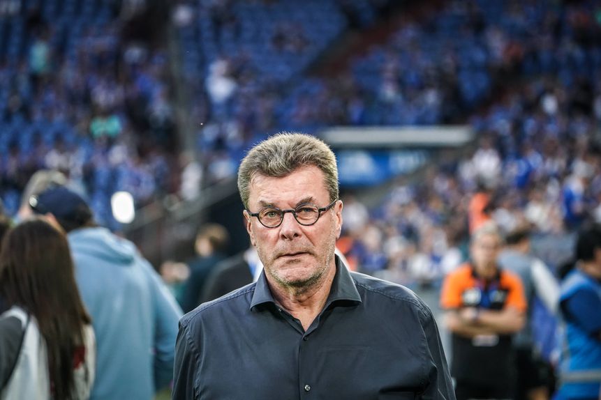 Dieter Hecking é o novo treinador do Bochum