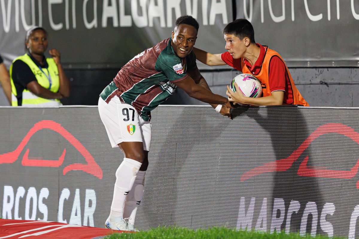 Farense-Estrela da Amadora, 1-0 Jovane Cabral no melhor e Léo Cordeiro no pior (destaques do Estrela da Amadora)