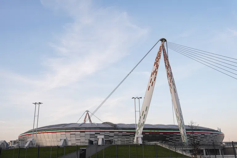 Maxi Araújo: empate em Turim! Sufoco?