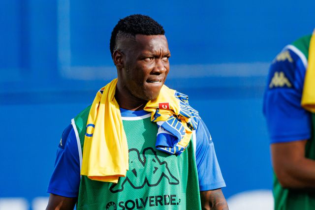 Patrick de Paula regressou às opções no Estoril e junta-se ao rol de candidatos ao onze titular frente ao Arouca. Foto: IMAGO