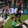 Vlahovic corre a festejar depois de ter batido Rui Silva e assinado o golo da Juventus - Foto: Imago