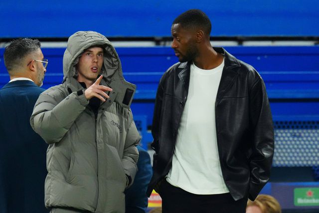 Cole Palmer e Tosin Adarabioyo, jogadores do Chelsea