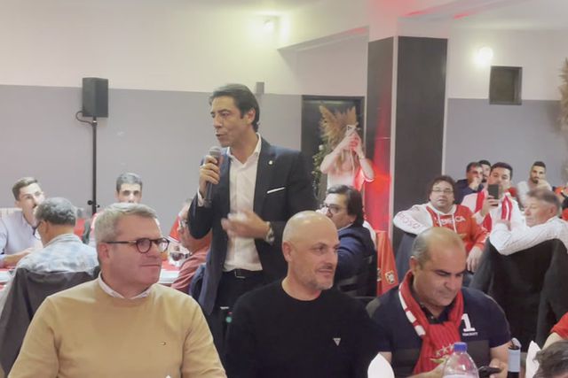 Rui Costa discursa num jantar-convívio com benfiquistas em Barracão, Leiria
