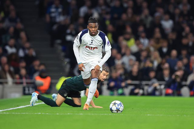 Destiny Udogie tem 22 anos - Foto: IMAGO