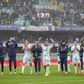 Jogadores do Inter celebram vitória nos descontos em Verona