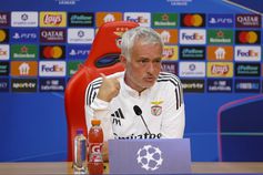 Mourinho promete «resposta muito honesta» depois das eleições