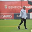 José Mourinho no treino do Benfica - Foto: Miguel Nunes