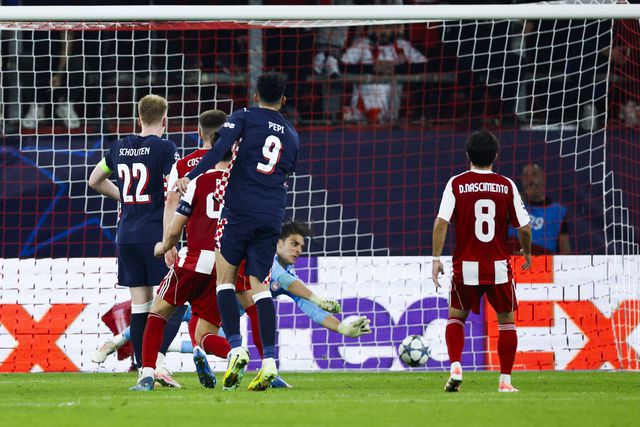 Ricardo Pepi faz o golo decisivo frente ao Olympiakos