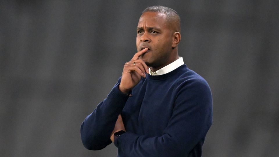 Patrick Kluivert já não é treinador de Nani