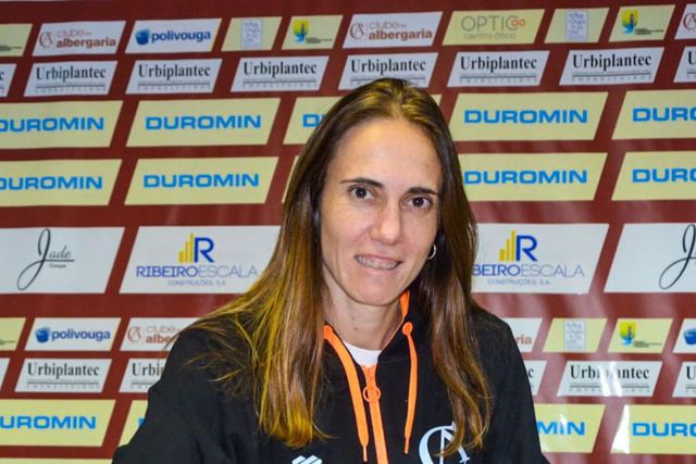 Campeã e internacional espanhola assume o comando técnico do Albergaria