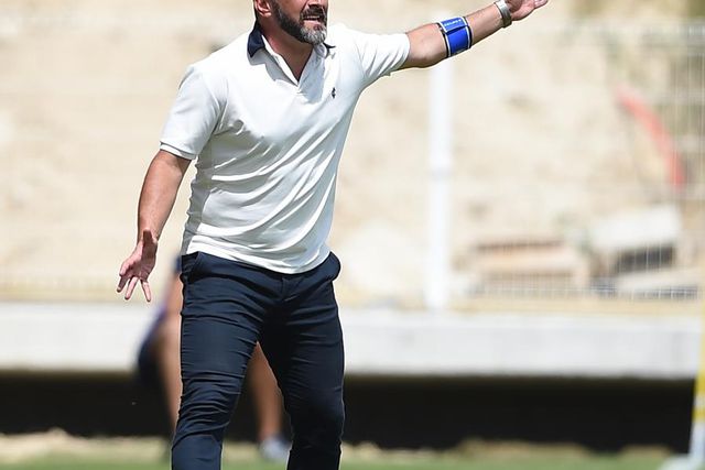 Ricardo Sousa sorri no reencontro com o Mafra