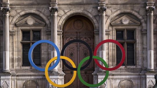 Paris 2024: ministra dos desportos garante que «não há plano B» para cerimónia inaugural