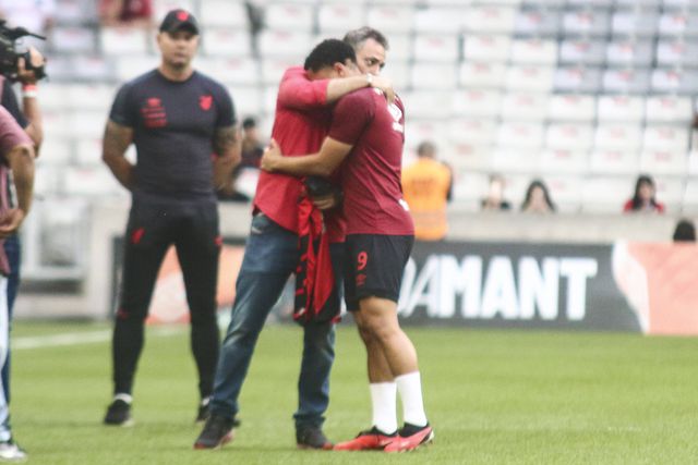 Vítor Roque despediu-se em lágrimas: próxima paragem Barcelona