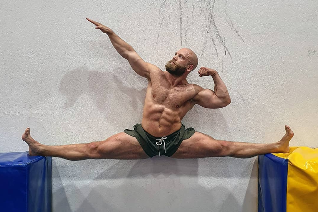 Incrível: norueguês bate recorde ao mergulhar de uma altura de 40,5 metros