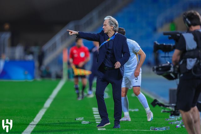 Jorge Jesus termina invicto a fase de grupos da Champions Asiática