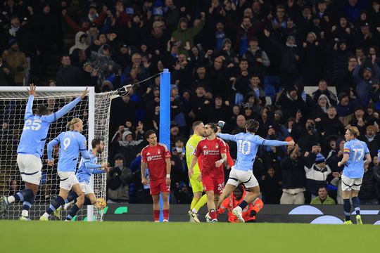 Acabou a maldição do City e Liverpool deixa-se empatar com 'frango' no fim