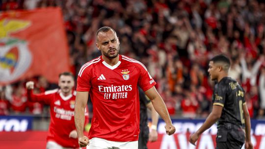 Ataque do Benfica: Arthur Cabral enfrenta concorrência em apuros