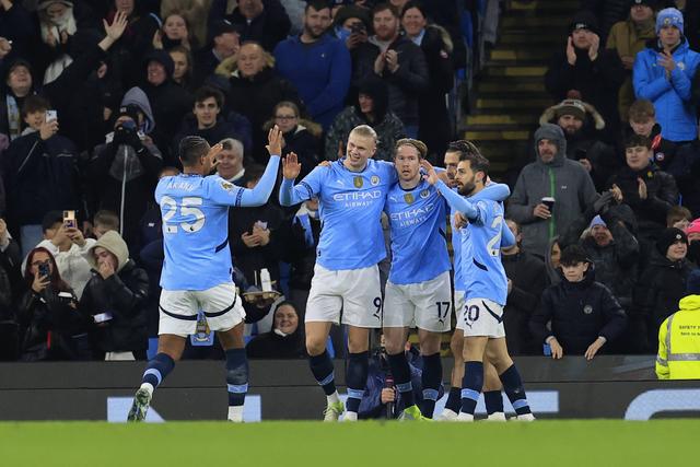 Premier League: Doku dá tranquilidade ao Manchester City