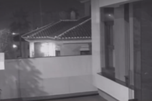 Casa de jogador do Sevilha é assaltada e namorada tem suspeita