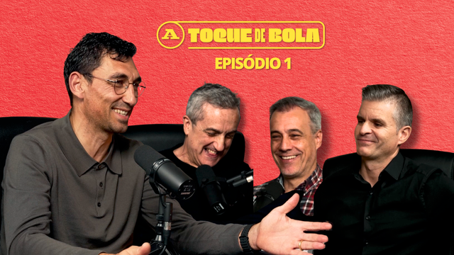 Toque de Bola | João Tomás: «Aos 10 anos andava a pedir autógrafos aos jogadores do Benfica...»