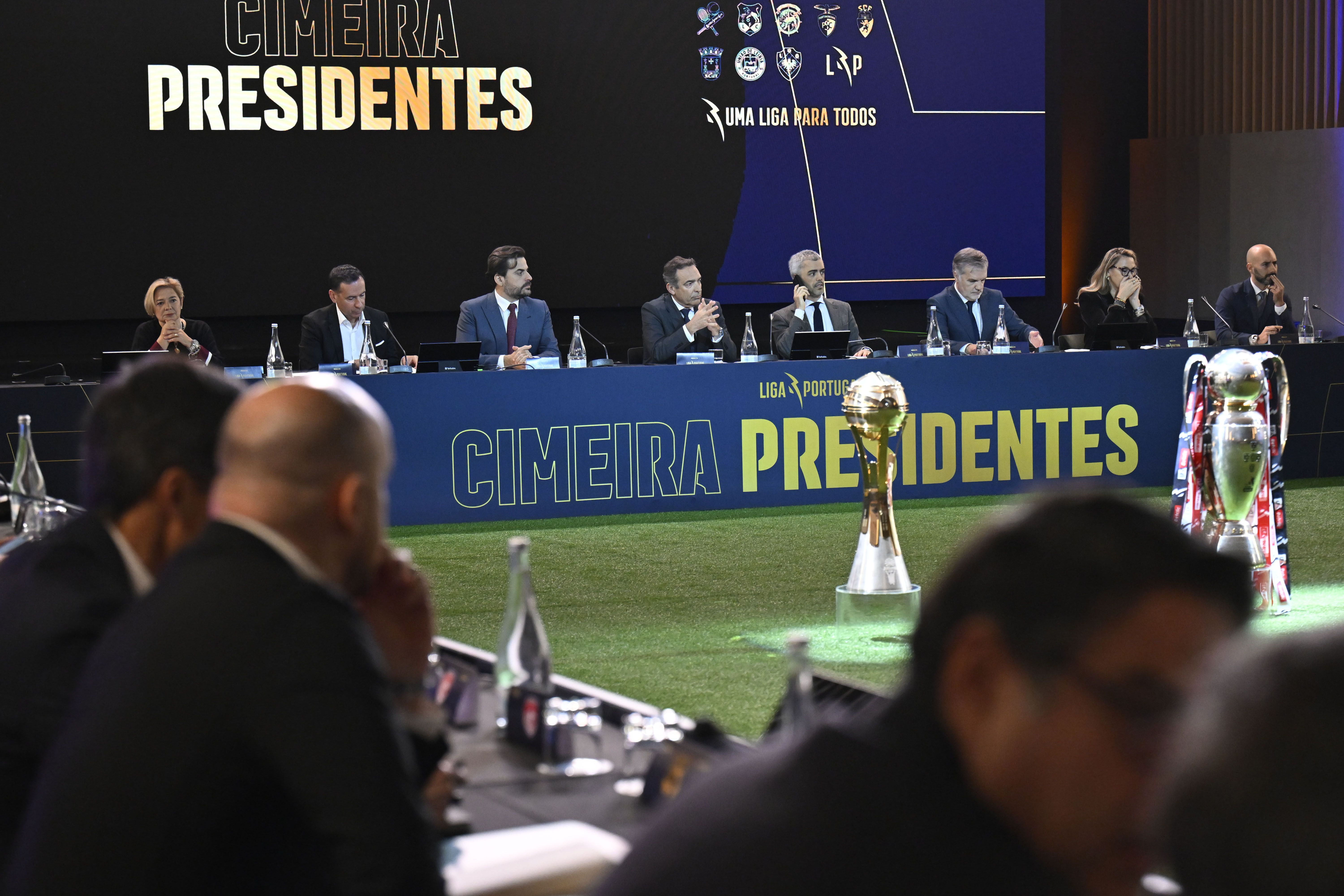 Reinaldo Teixeira lidera a 16ª cimeira dos Presidentes da Liga Portuguesa de Futebol Profissional - Foto: FERNANDO VELUDO/LUSA