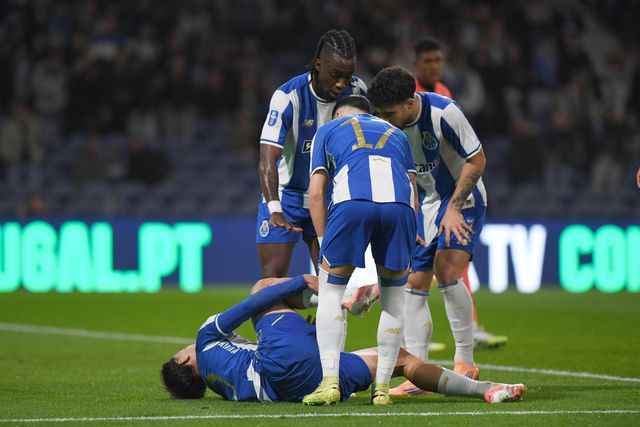 Médio espanhol lesionou-se depois de marcar o 1-0 - Foto: Rogério Ferreira/Kapta+
