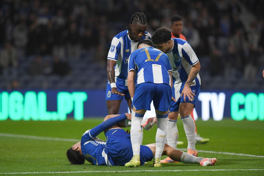 Médio espanhol lesionou-se depois de marcar o 1-0 - Foto: Rogério Ferreira/Kapta+