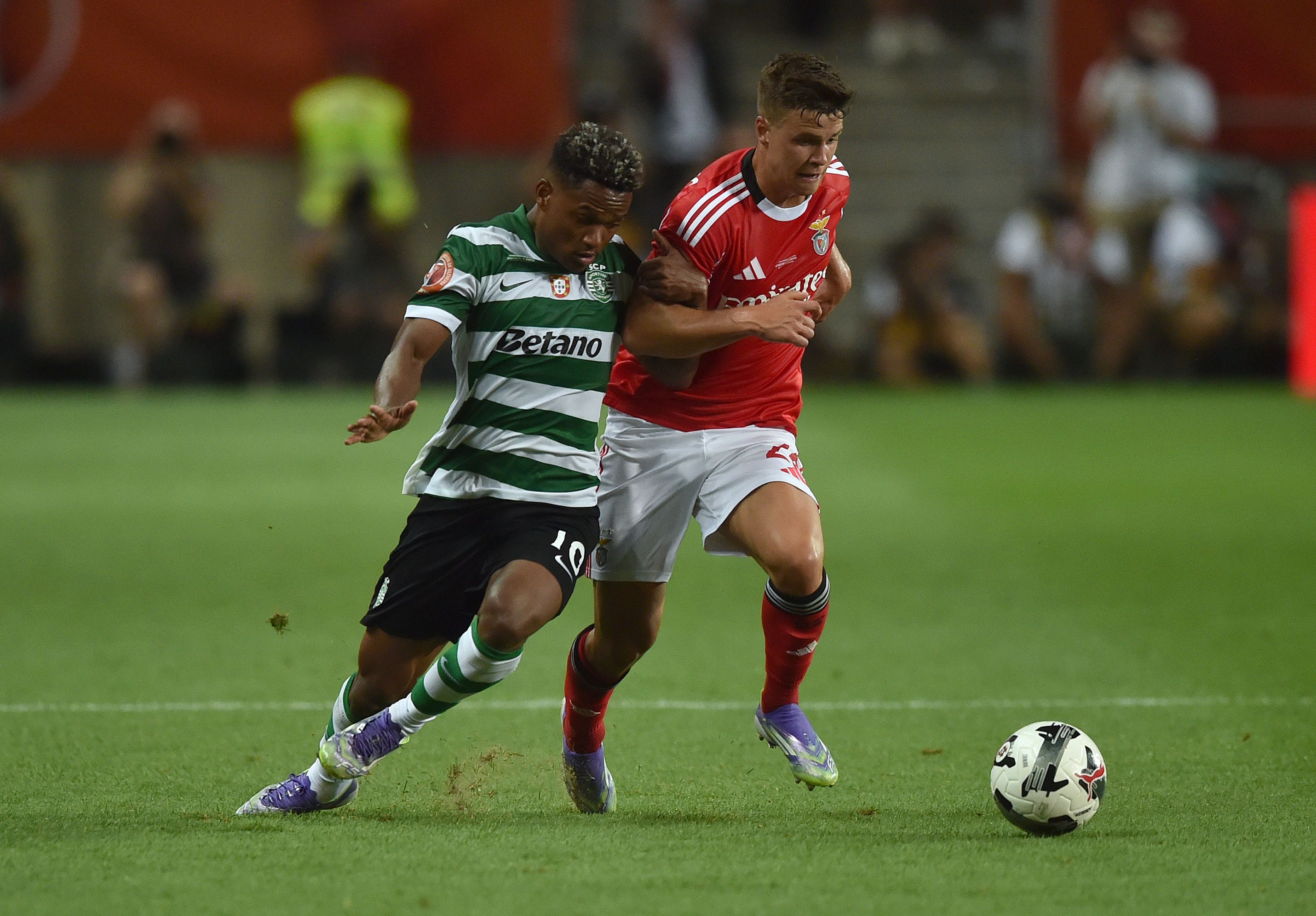 Geny Catamo e Samuel Dahl na Supertaça Cândido de Oliveira (Foto: Miguel Nunes)