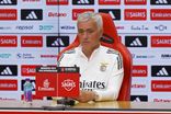 Mourinho: «Rui Borges nada tem a aprender comigo no dérbi»