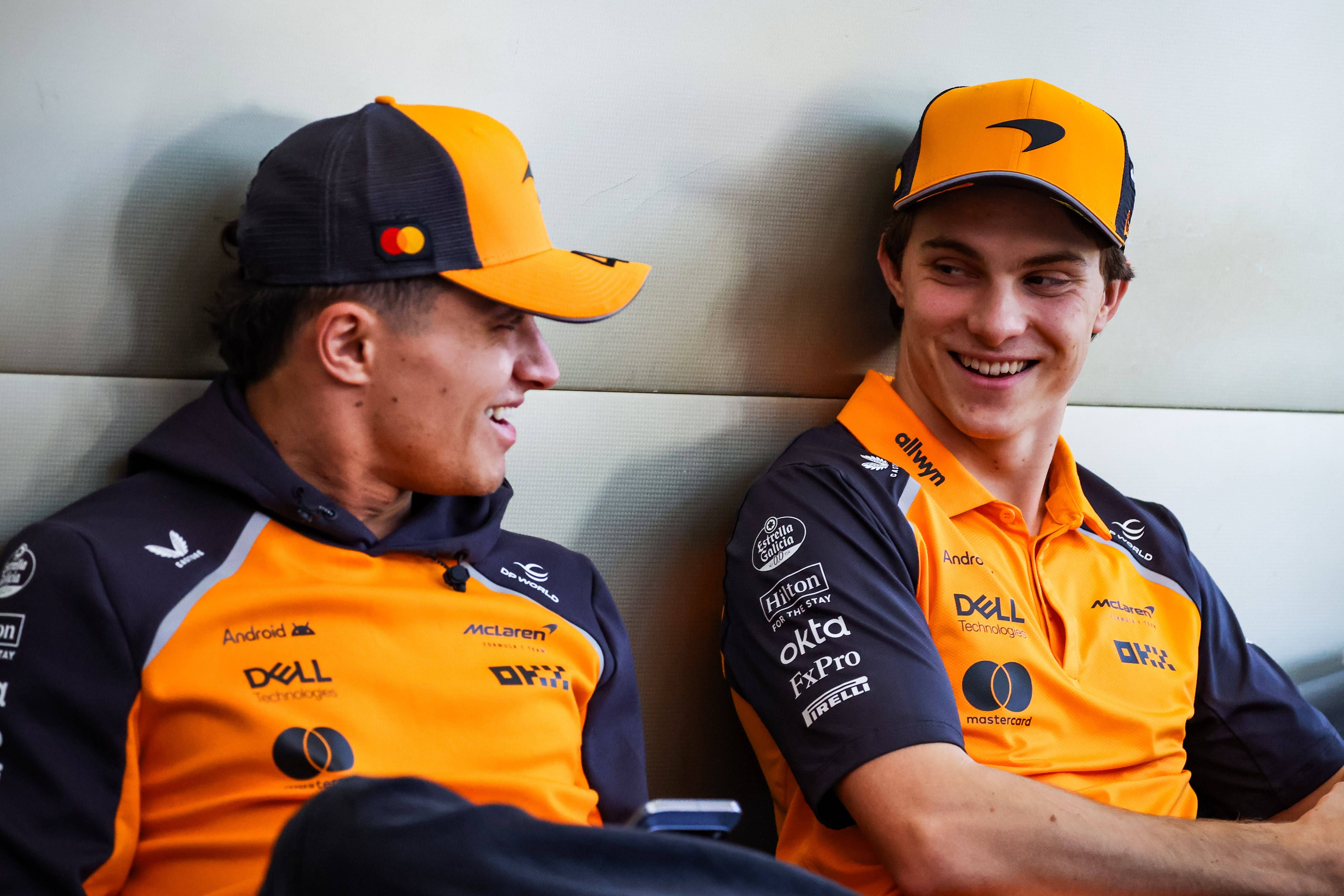Lando Norris e Oscar Piastri, pilotos da McLaren